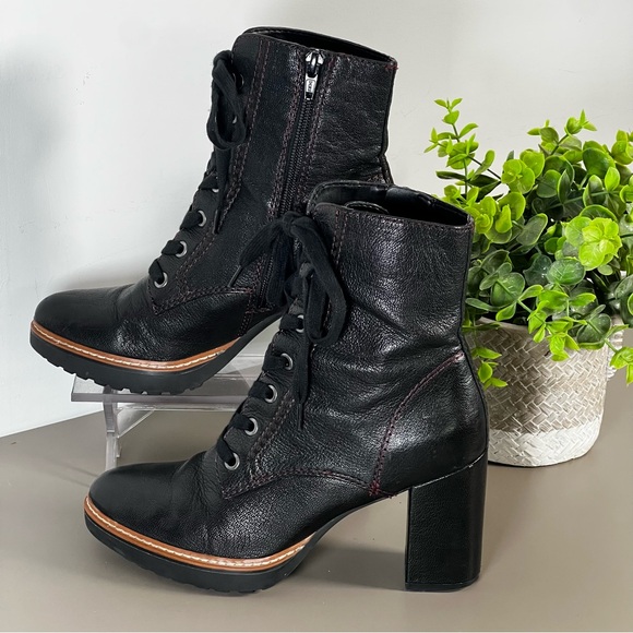 Naturalizer Callie Black Tumbled Leather Heeled Booties Women’s Size 6 - Picture 1 of 8